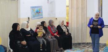 حملة توعوية لشهر اكتوبر في مدينة الموصل 